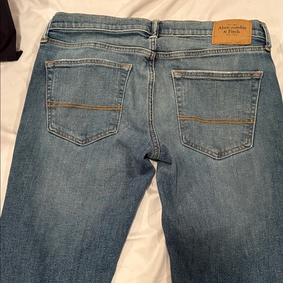 Abercrombie & Fitch Men’s Straight Jeans Light Wash W32 L32 - Picture 4 of 4